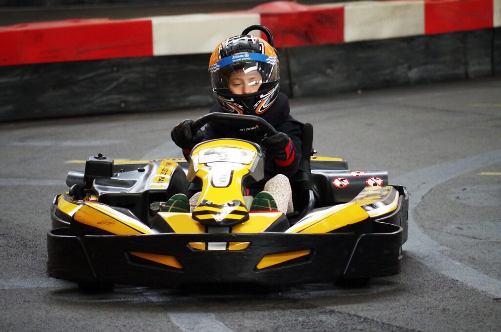 helmet, race, ride, racer, speed, go-kart, racer, go-kart, go-kart, go-kart, go-kart, go-kart